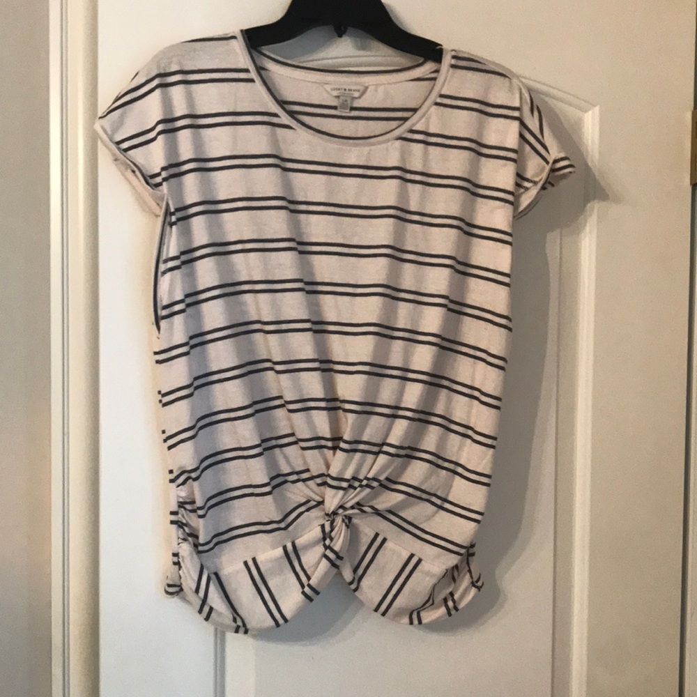 Sleeveless top